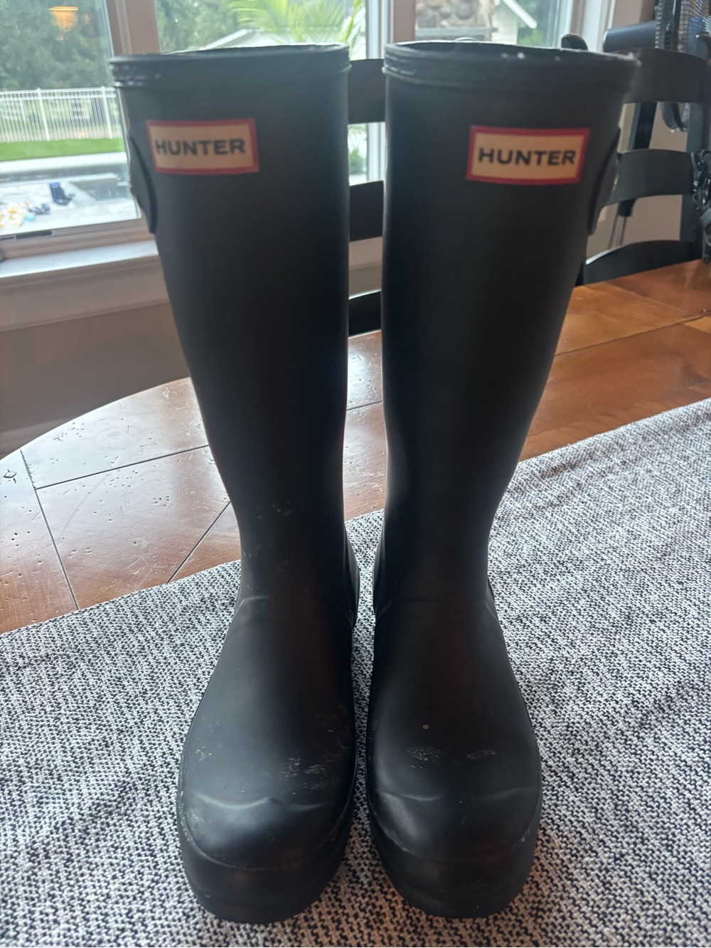 Hunter womens Black Rain Boots - size 8